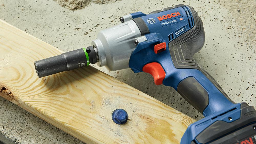 Bosch 18V 1/2″ Mid Torque Impact Wrench Kit Connected Ready with Frictin Ring and Thru Hole and 2 CORE18V 4.0 Ah Compact Batteries - Ascmtools