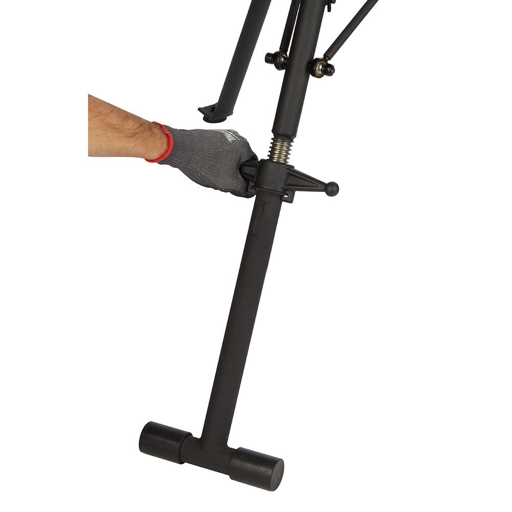 Milwaukee 6 Leveling Tripod Chain Vise - Ascmtools