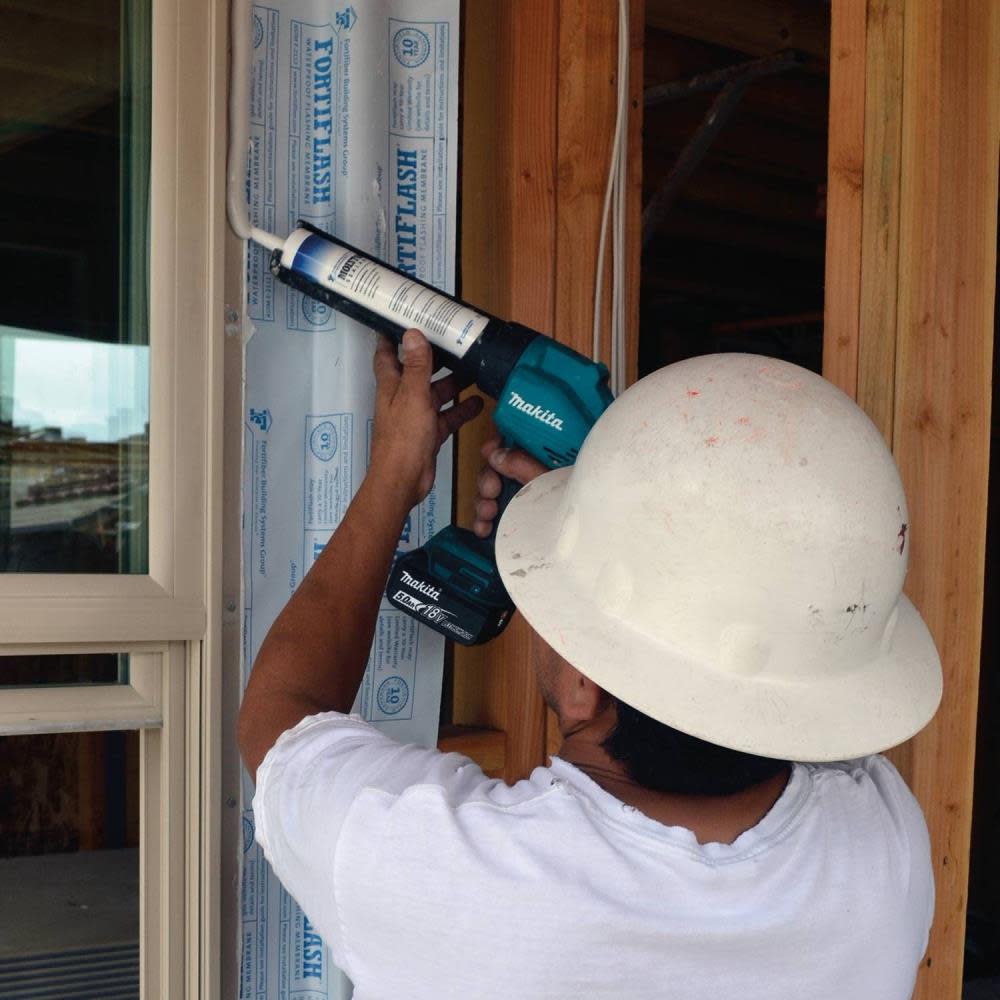 Makita 18 Volt Lithium-Ion Cordless 10 oz Caulk and Adhesive Gun Kit 5.0 Ah - Ascmtools