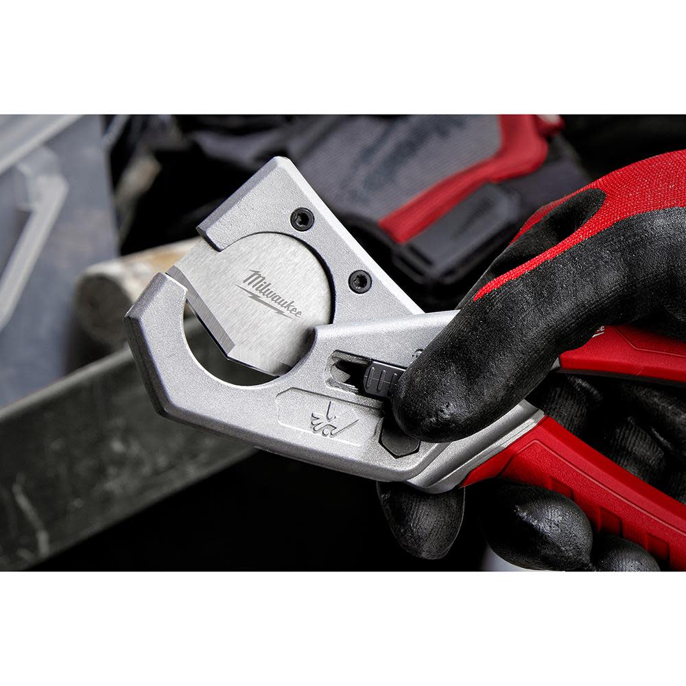 Milwaukee PEX & Tubing Cutter - Ascmtools