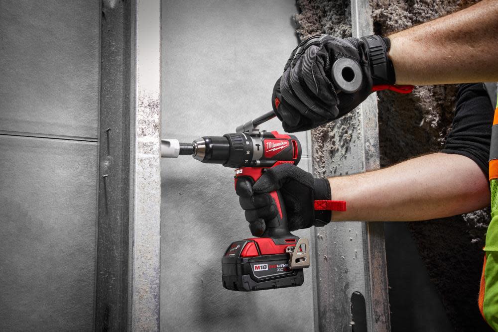 Milwaukee M18 Brushless Hammer Drill/Impact Combo Kit 2.04.0 - Ascmtools