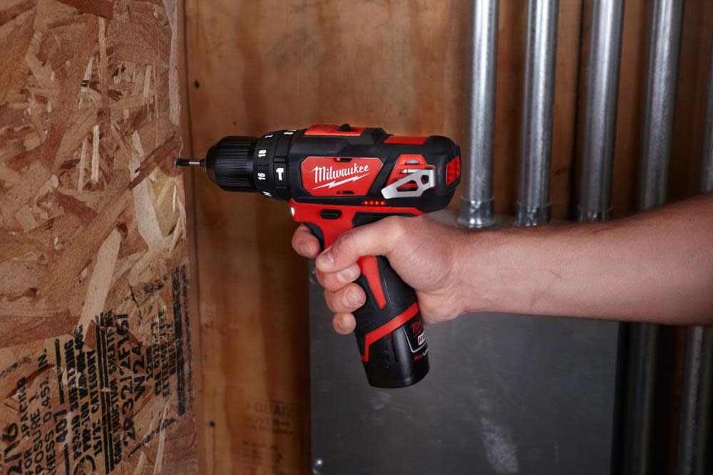 Milwaukee M12 3/8 in. Hammer Drill/Driver Kit - Ascmtools