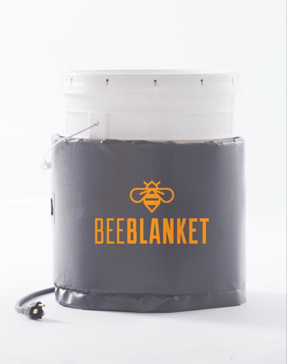 Powerblanket Bee Blanket 5-Gallon Insulated Pail Heater with Cutout for Gate Valve Fixed Thermostat 110 F - Ascmtools
