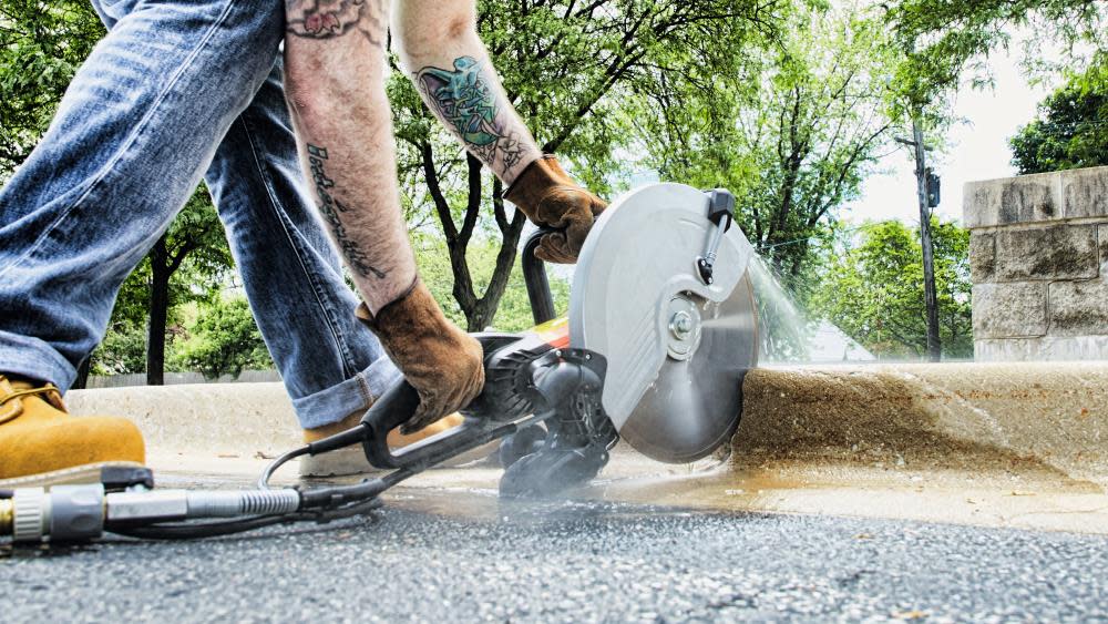 Bosch 14″ Premium Segmented Rim Diamond Blade for Universal Rough Cuts - Ascmtools