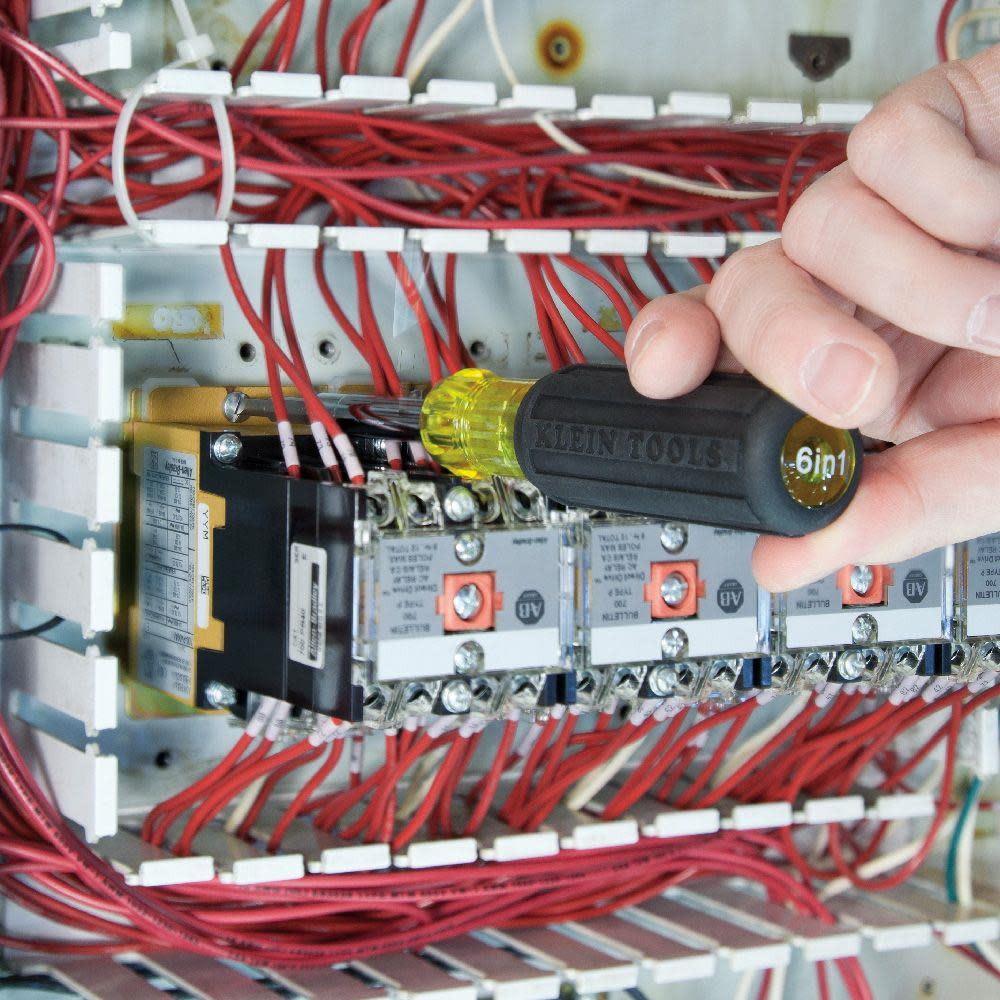 Klein Tools Multi Bit Screwdriver 9″ - Ascmtools