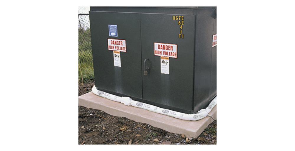 New Pig Water-Repellent Oil-Absorbent Sock – 3 In. Diameter x 48 In. Length - Ascmtools