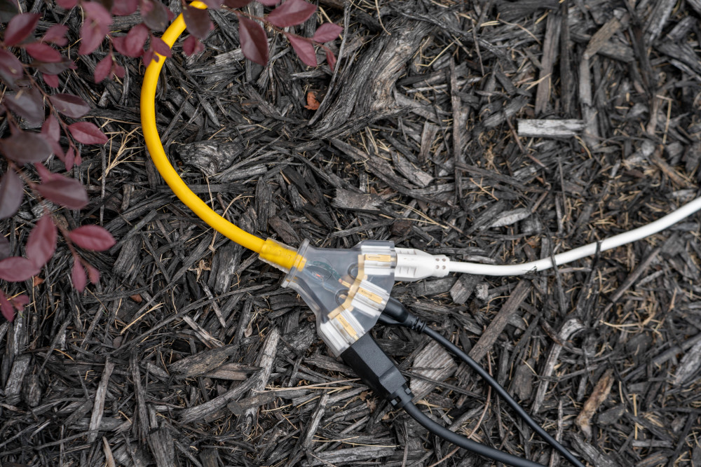 Southwire 3 Outlet Extension Cord Lighted End 12/3 SJTW 50′ - Ascmtools