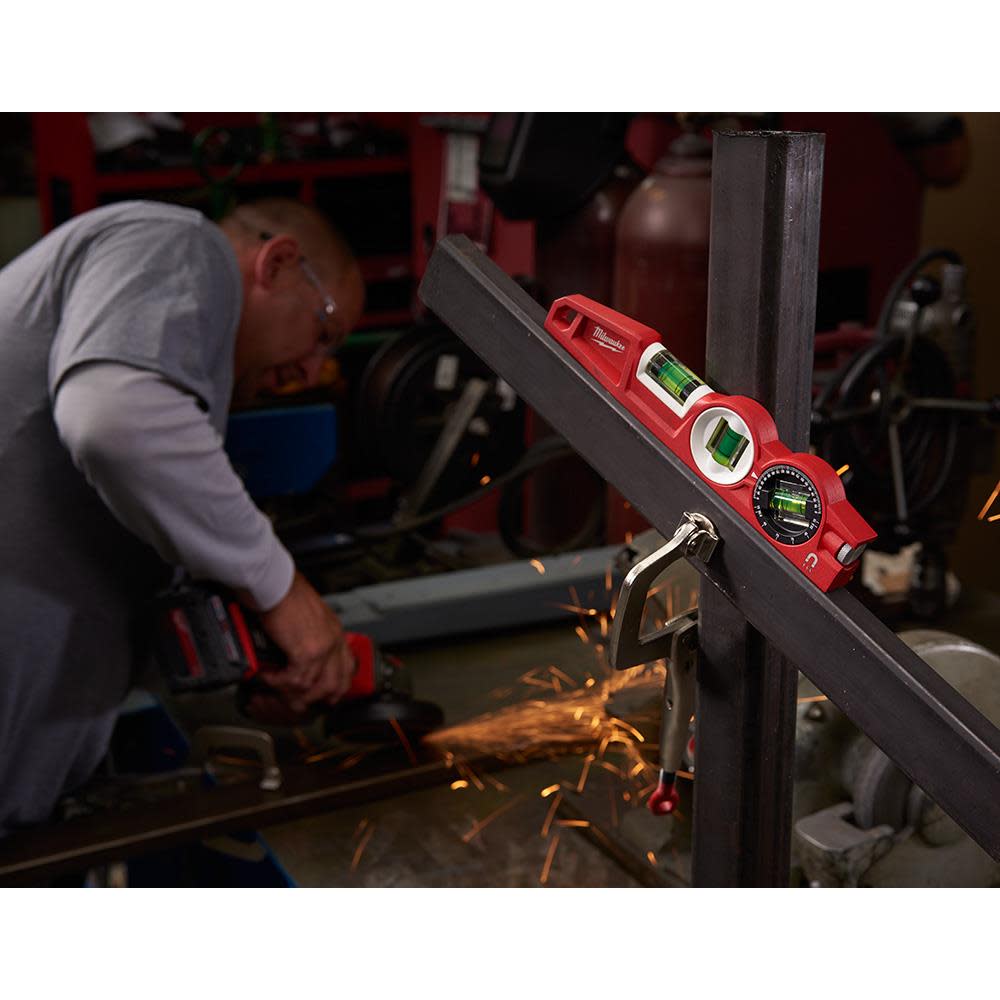 Milwaukee 10 in. Die Cast Torpedo Level with 360 Degree Locking Vial - Ascmtools