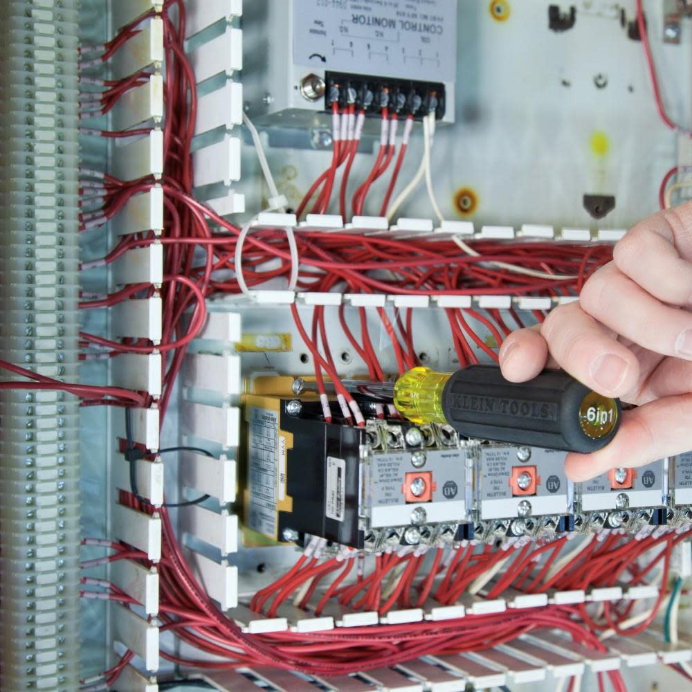 Klein Tools 6-in-1 Screwdriver/Nut Driver 9″ - Ascmtools