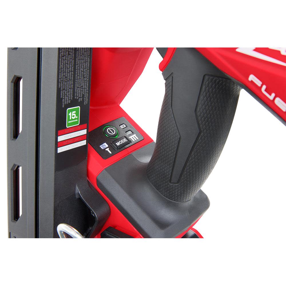 Milwaukee M18 FUEL 15 Gauge Finish Nailer Kit - Ascmtools