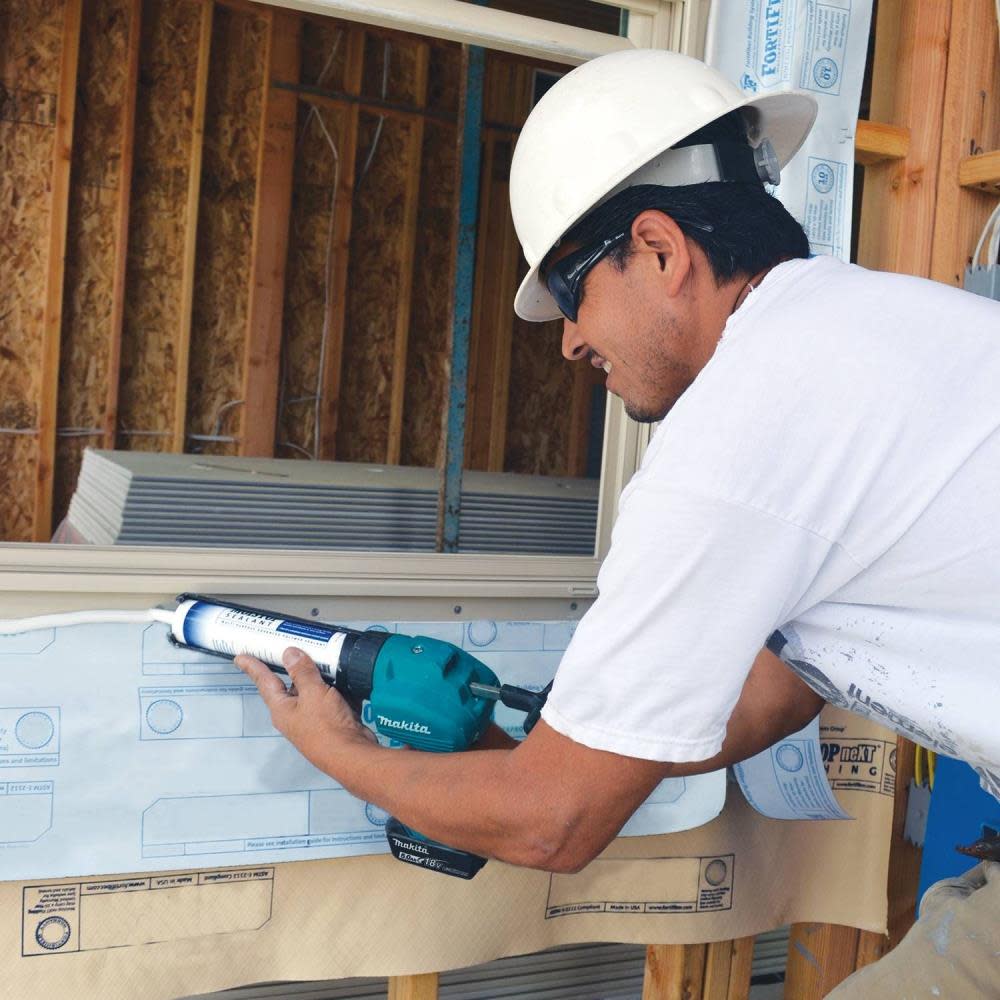 Makita 18 Volt Lithium-Ion Cordless 10 oz Caulk and Adhesive Gun Kit 5.0 Ah - Ascmtools