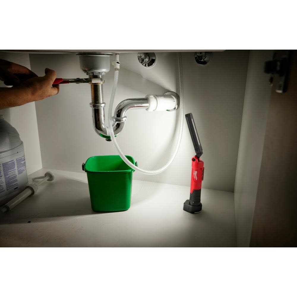 Milwaukee REDLITHIUM USB Stick Light with Magnet - Ascmtools