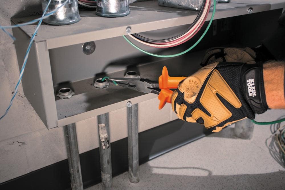 Klein Tools Long Nose Pliers Insul Cut 8″ L - Ascmtools