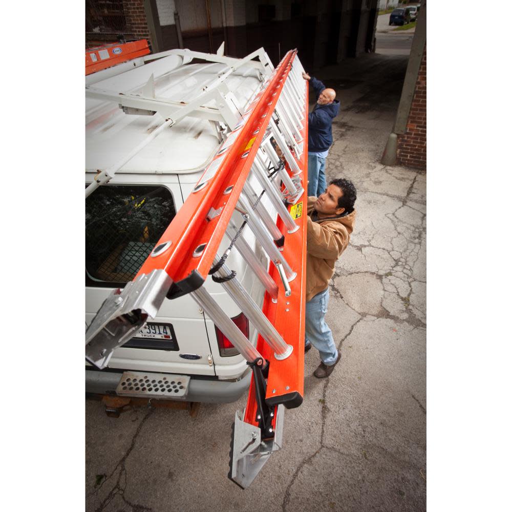 Werner 16-ft Fiberglass 300-lb Type IA Extension Ladder - Ascmtools