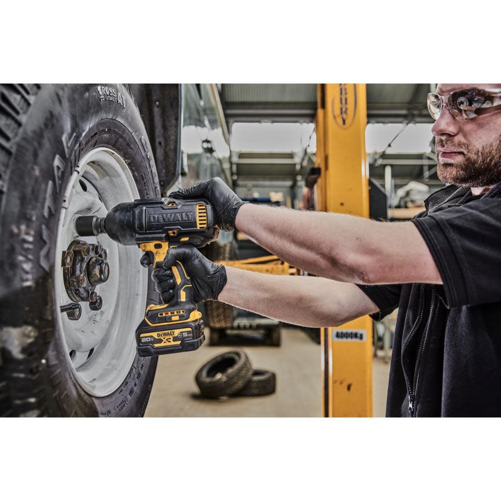 DEWALT 20V MAX XR 1/2″ High Torque Impact Wrench with Hog Ring Anvil Kit - Ascmtools