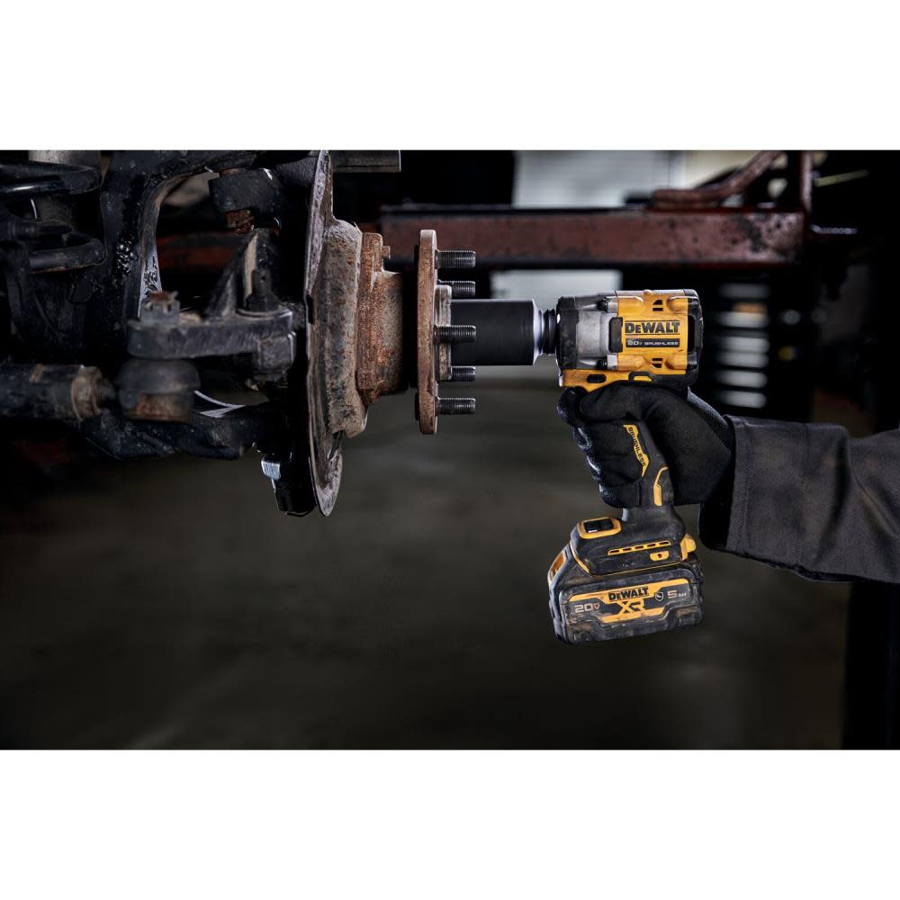DEWALT ATOMIC 20V MAX 1/2″ Impact Wrench Hog Ring Anvil 5Ah Bundle - Ascmtools