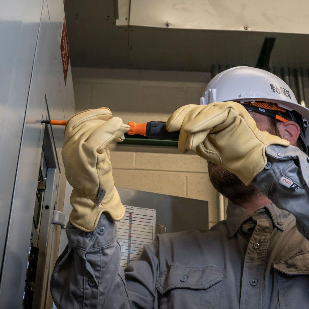 Klein Tools 6″ Insulated Screwdriver #2 Square - Ascmtools