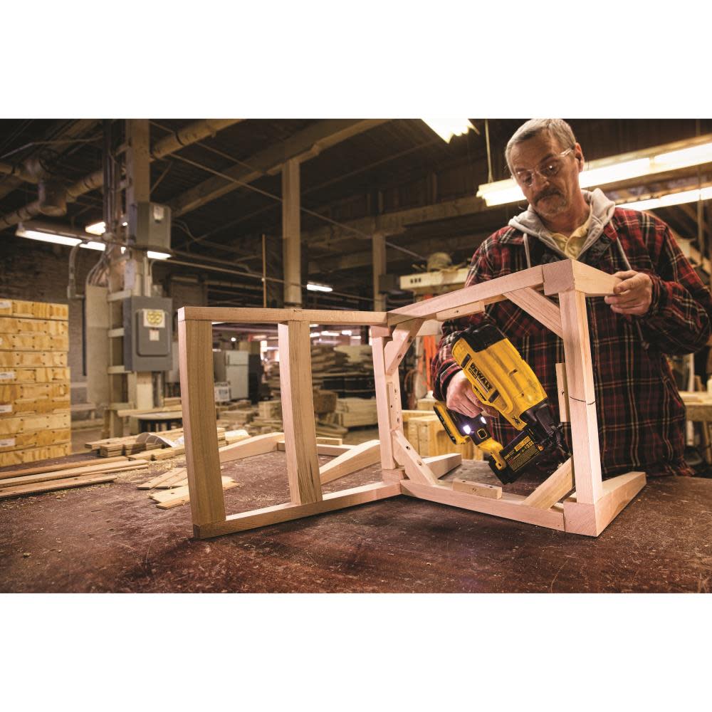 DEWALT 20 V MAX* XR 18 Gauge Brad Nailer – Tool Only - Ascmtools