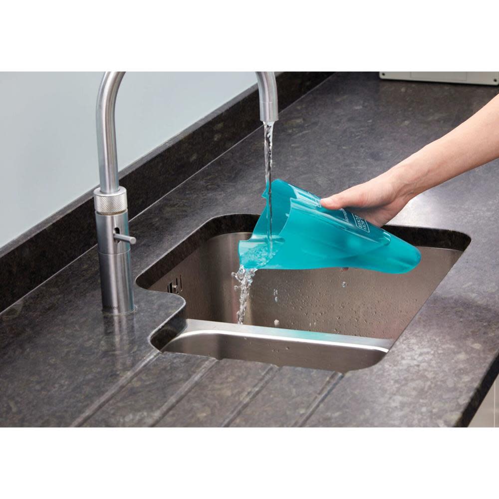 Black and Decker DUSTBUSTER QuickClean Wet/Dry Handheld Vacuum Turquoise - Ascmtools
