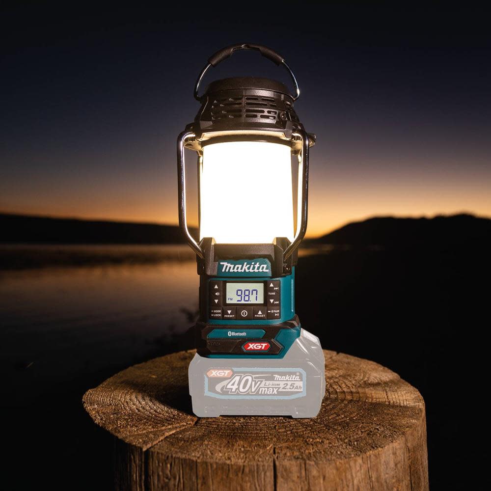 Makita 40V max XGT Lantern with Radio Bare Tool - Ascmtools