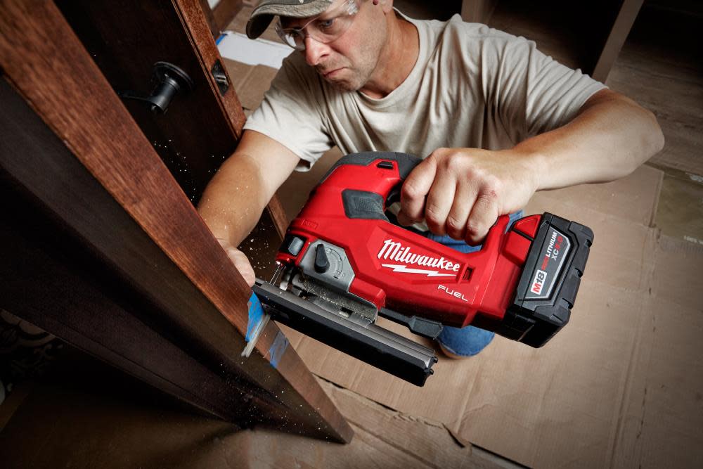 Milwaukee M18 FUEL D-handle Jig Saw Reconditioned - Ascmtools