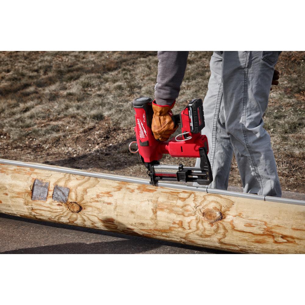 Milwaukee Galvanized Staples 1.75″ 9 Gauge - Ascmtools