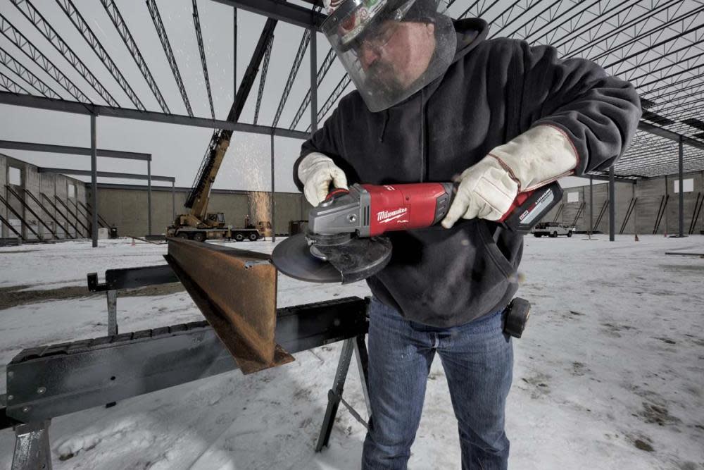 Milwaukee M18 FUEL 7 in. / 9 in. Large Angle Grinder - Ascmtools