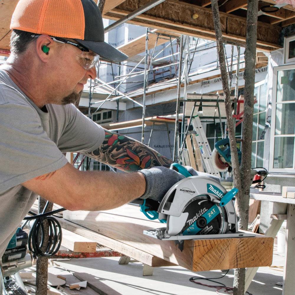 Makita 8-1/4 In. Magnesium Circular Saw with L.E.D. Lights and Electric Brake - Ascmtools