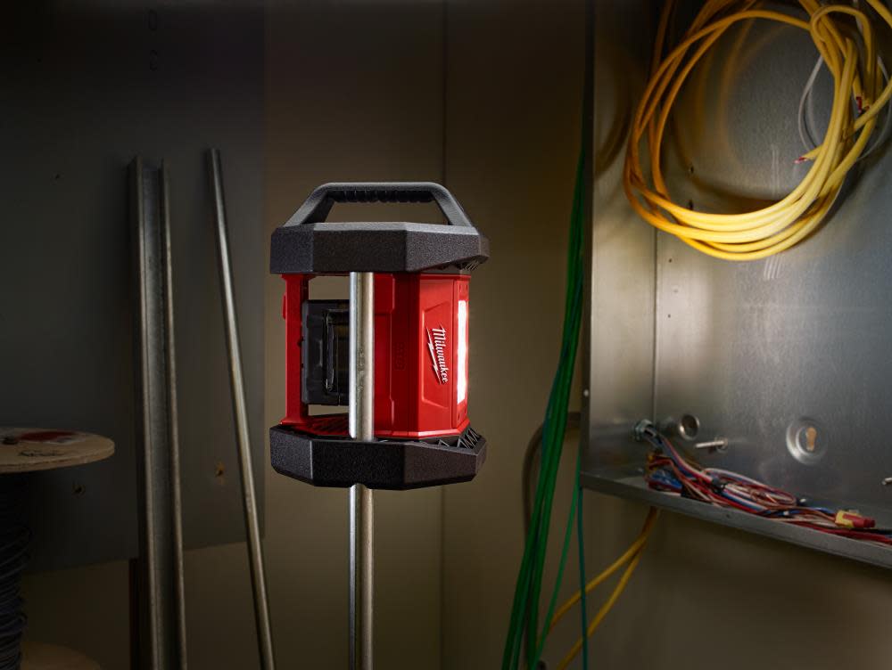 Milwaukee M18 LED Flood Light (Bare Tool) Reconditioned - Ascmtools