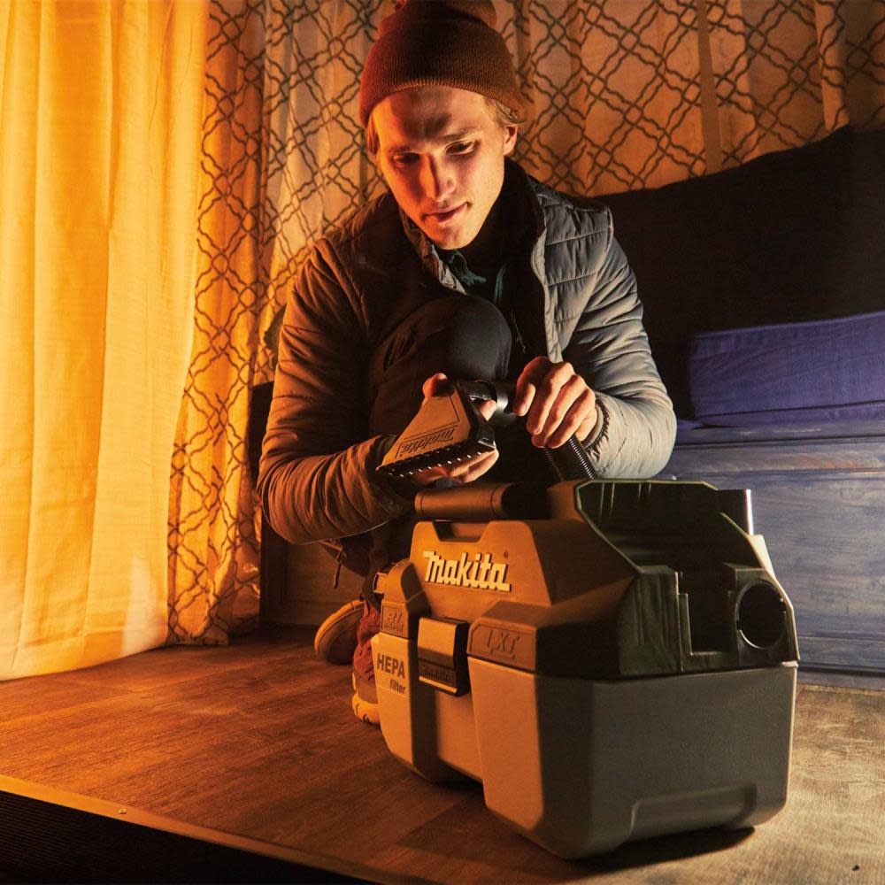 Makita Outdoor Adventure 18V LXT Brushless Wet Dry Vacuum Kit 5Ah - Ascmtools