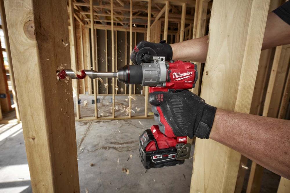 Milwaukee M18 FUEL 2-Tool Hammer Drill/Impact Driver Combo Kit - Ascmtools