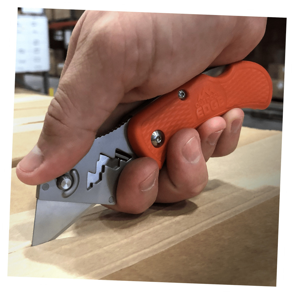 Outdoor Edge BOA Razor Folding Utility Knife with 3 Blades Orange - Ascmtools