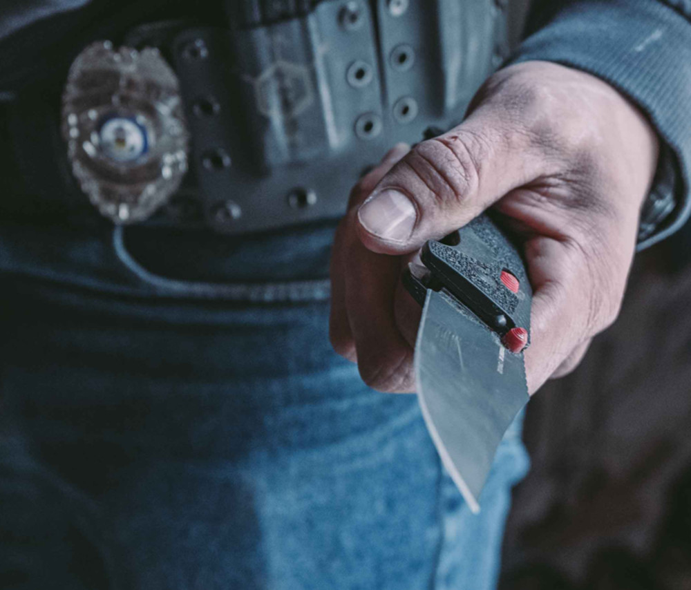 SOG Trident Pocket Knife Black & Red Straight 3.75″ Blade - Ascmtools