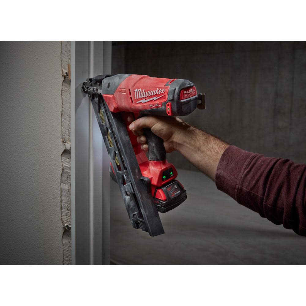 Milwaukee M18 FUEL 15ga Finish Nailer Bare Tool Reconditioned - Ascmtools