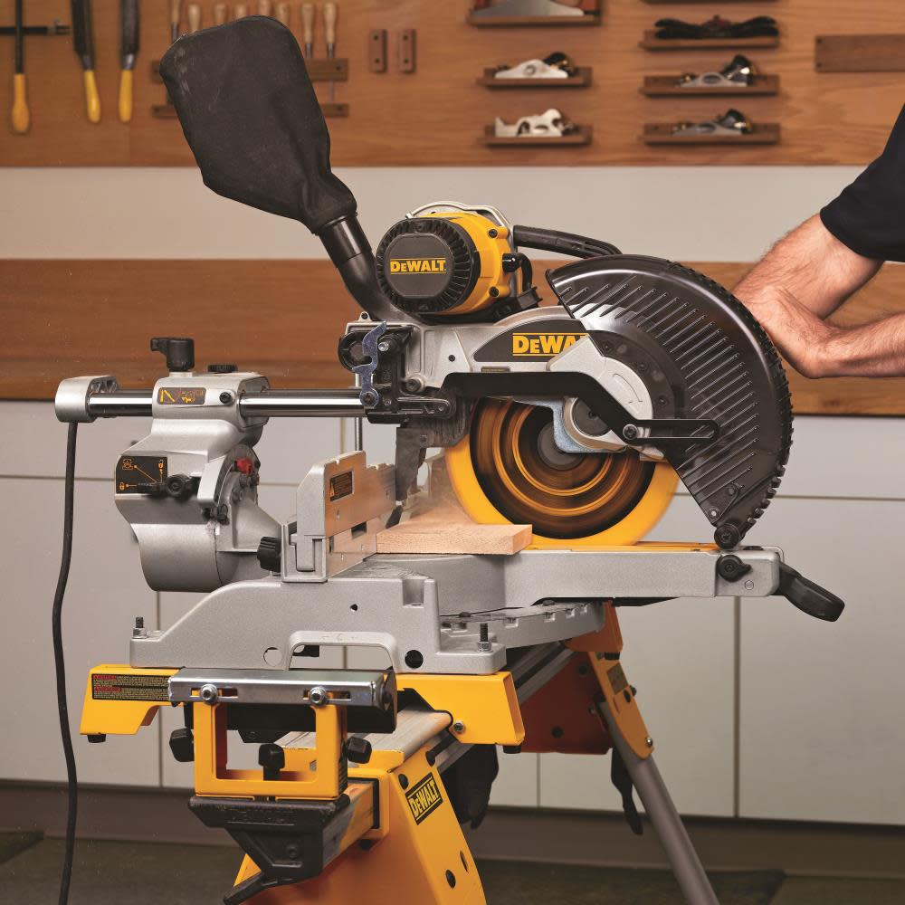 DEWALT 10-in 60T Smooth Crosscutting Saw Blade - Ascmtools