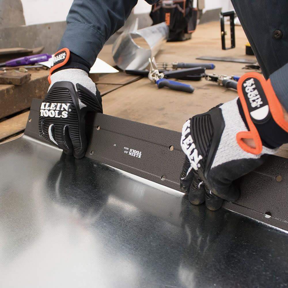 Klein Tools Folding Tool 24-Inch - Ascmtools