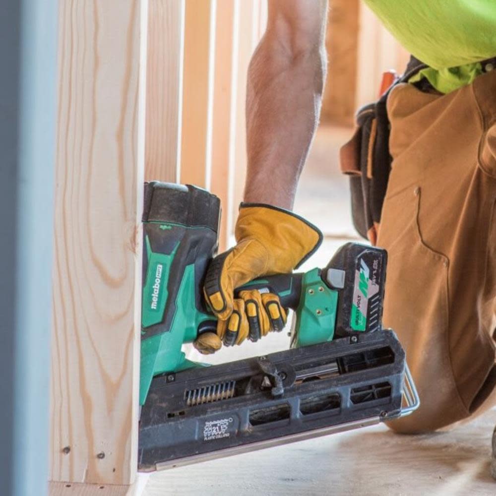 Metabo HPT 3-1/2″ 18V Cordless Plastic Strip Framing Nailer (Tool Body Only) - Ascmtools