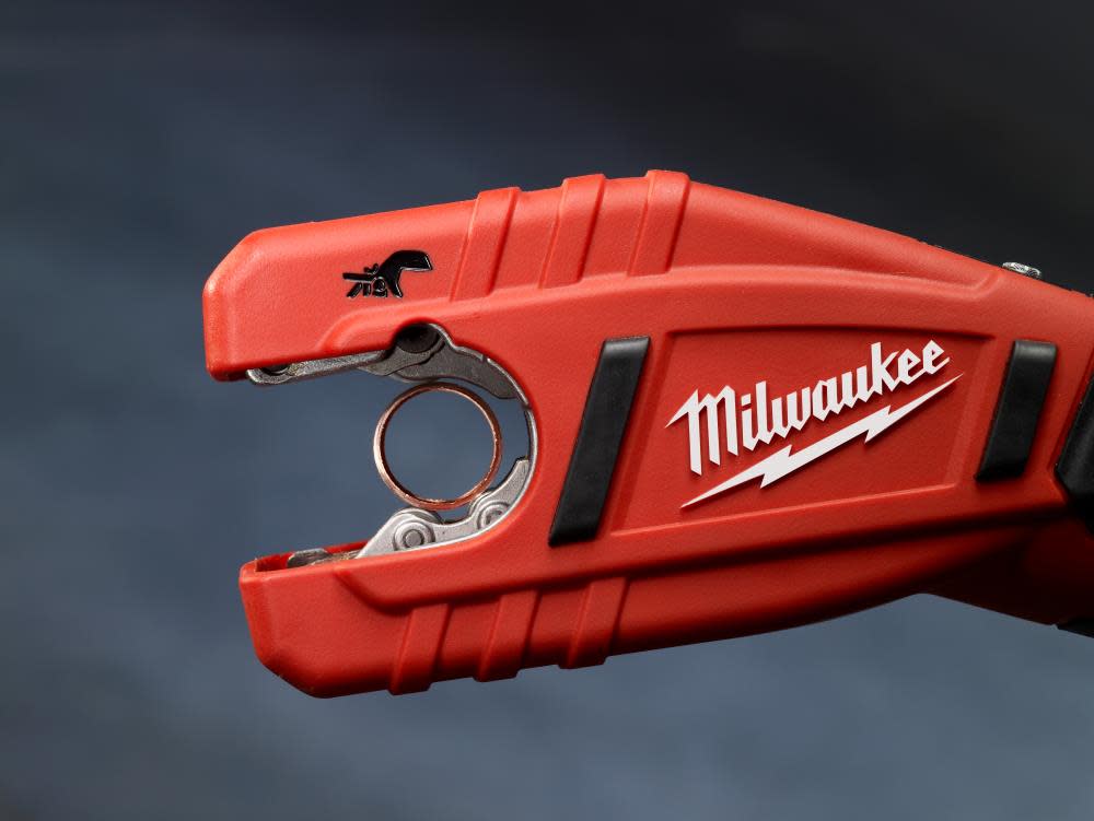 Milwaukee M12 Cordless Lithium-Ion Copper Tubing Cutter Kit Reconditioned - Ascmtools