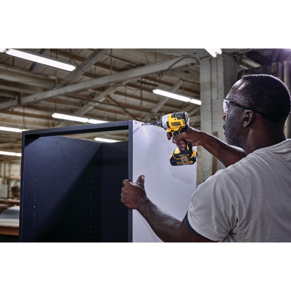 DEWALT 20V MAX* Brushless Atomic Compact 1/4in Impact Driver (Tool Only) - Ascmtools