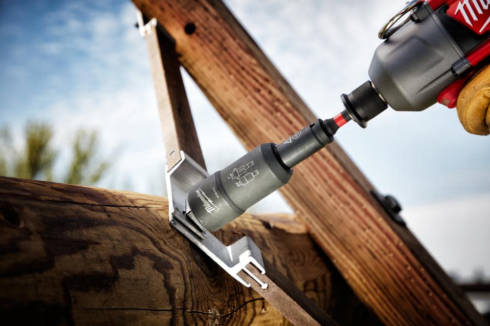 Milwaukee SHOCKWAVE Lineman’s 3-in-1 Distribution Utility Socket - Ascmtools