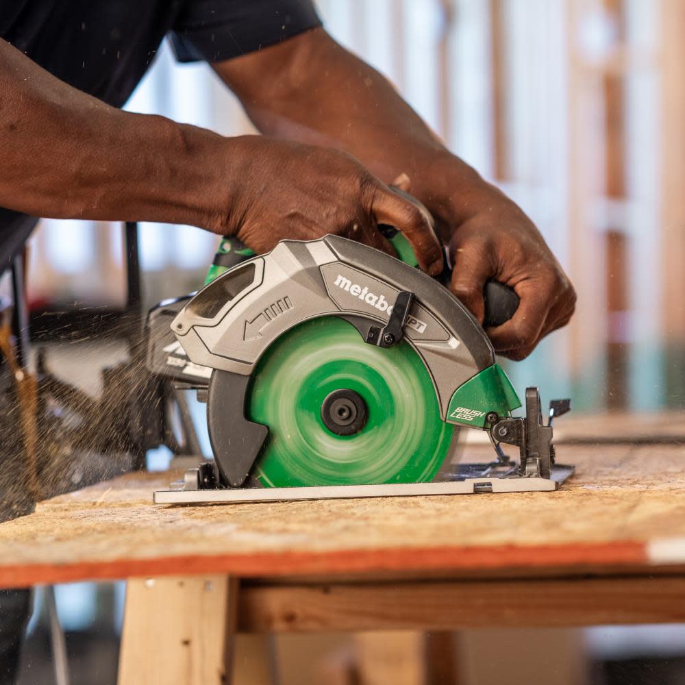 Metabo HPT 18V MultiVolt 7-1/4 Inch Cordless Circular Saw - Ascmtools