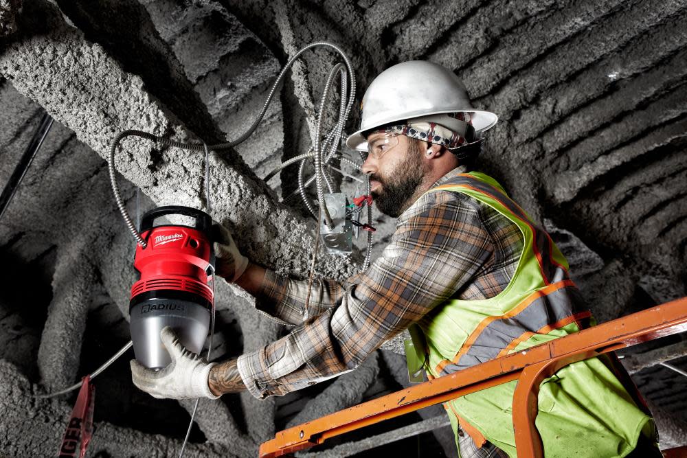 Milwaukee RADIUS LED 70w Temporary Site Light - Ascmtools