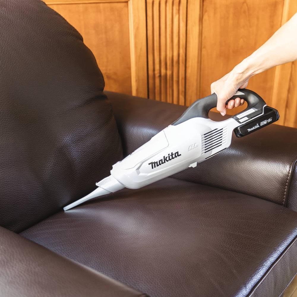 Makita 18V LXT Compact Vacuum Kit with Push Button & Dust Bag - Ascmtools