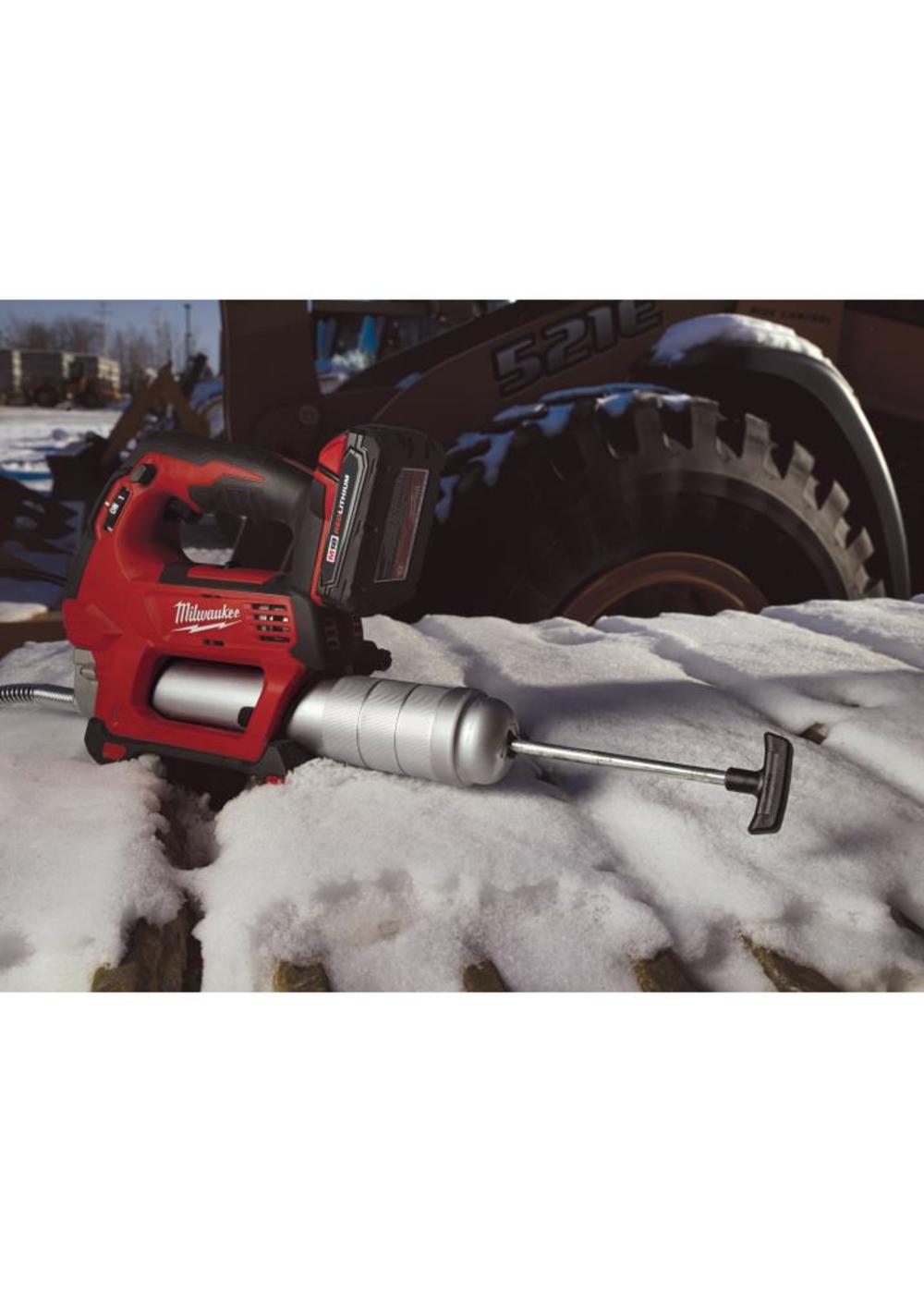 Milwaukee M18 2-Speed Grease Gun 2CT Kit - Ascmtools