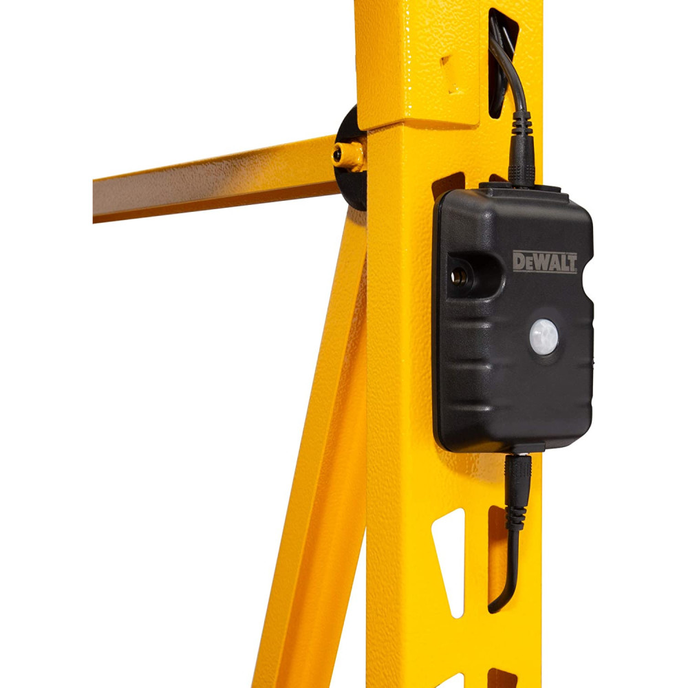 DEWALT Storage Rack Light Kit 500 Lumens LED Motion Activated - Ascmtools