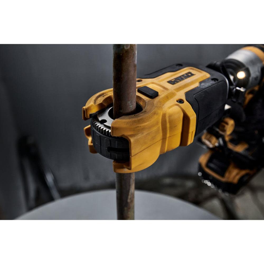 DEWALT Copper Tubing Cutter Attachment 1/2″-3/4″ - Ascmtools