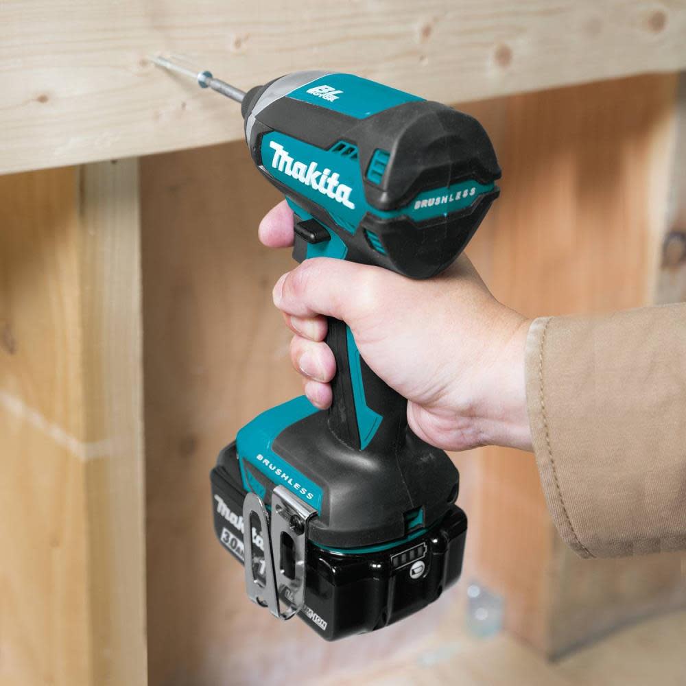 Makita 18V LXT Lithium-Ion Brushless Cordless Impact Driver Kit (3.0Ah) - Ascmtools