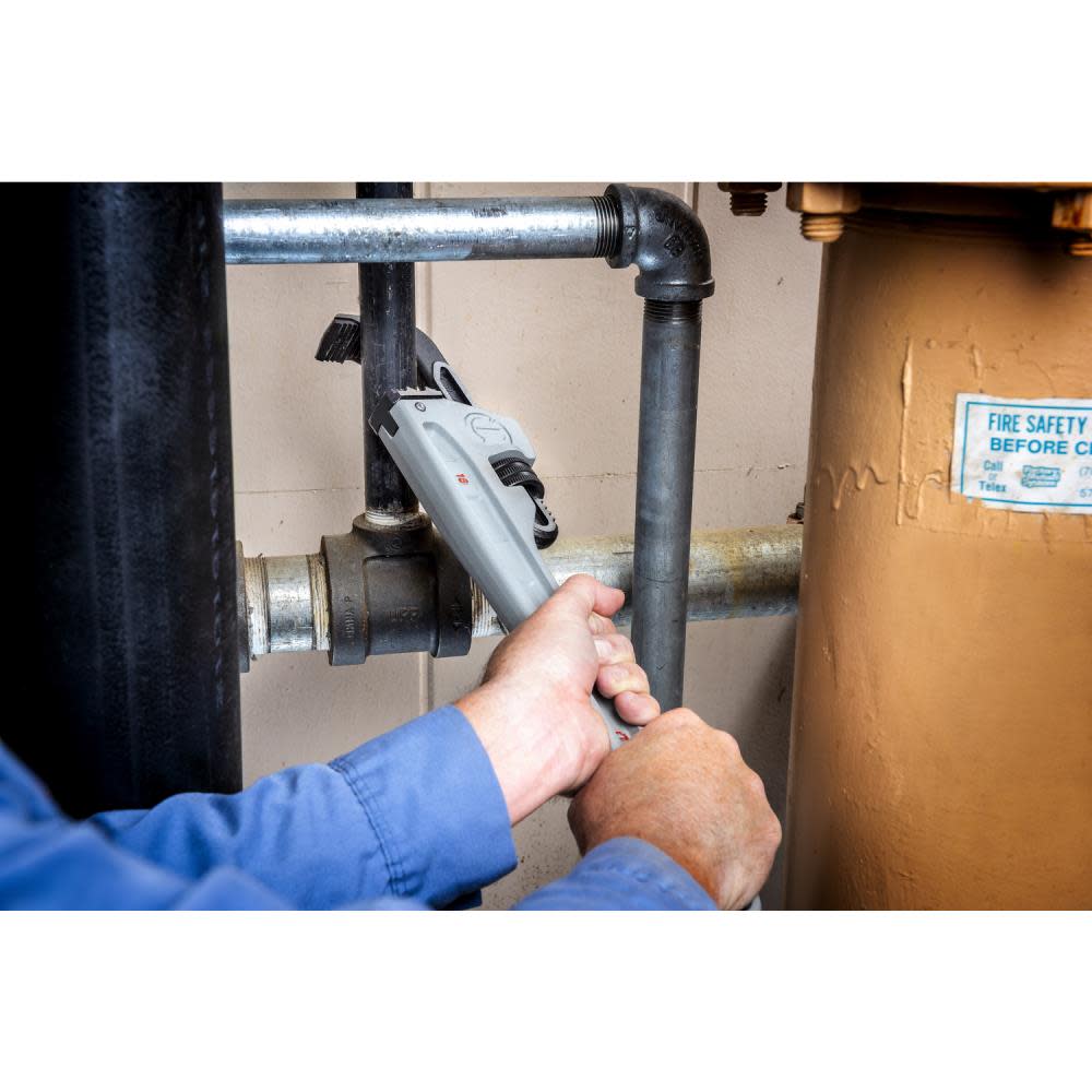 Crescent 18″ Aluminum K9 Jaw Pipe Wrench - Ascmtools