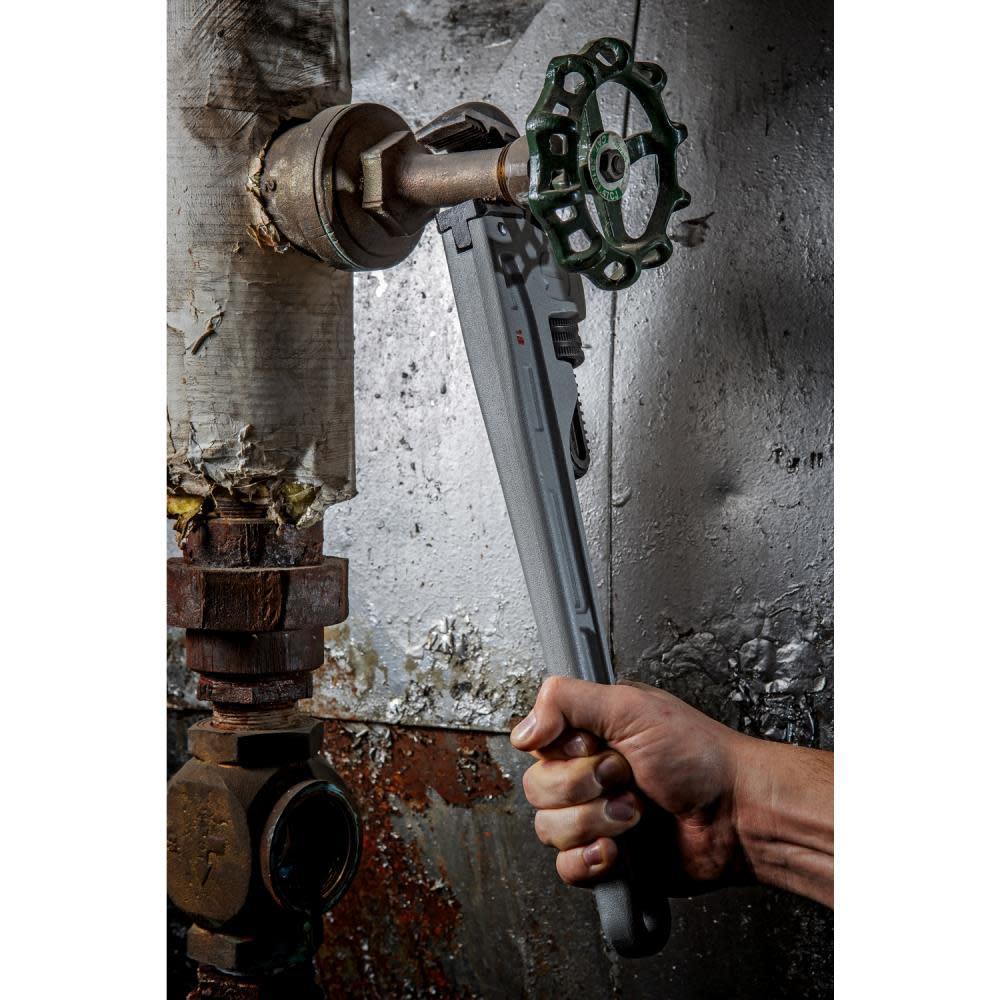 Crescent 18″ Aluminum K9 Jaw Pipe Wrench - Ascmtools