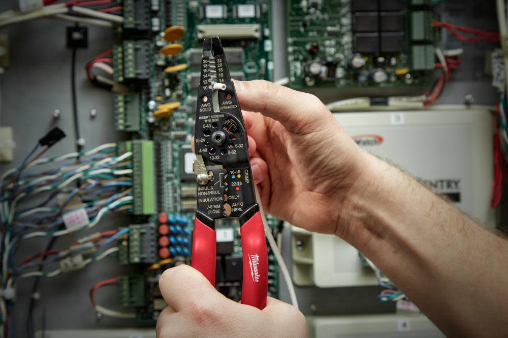 Milwaukee Multi Purpose Pliers - Ascmtools